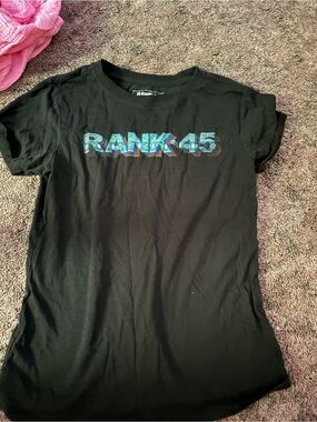 Rank-45 Short Sleeve Logo Tee in Black